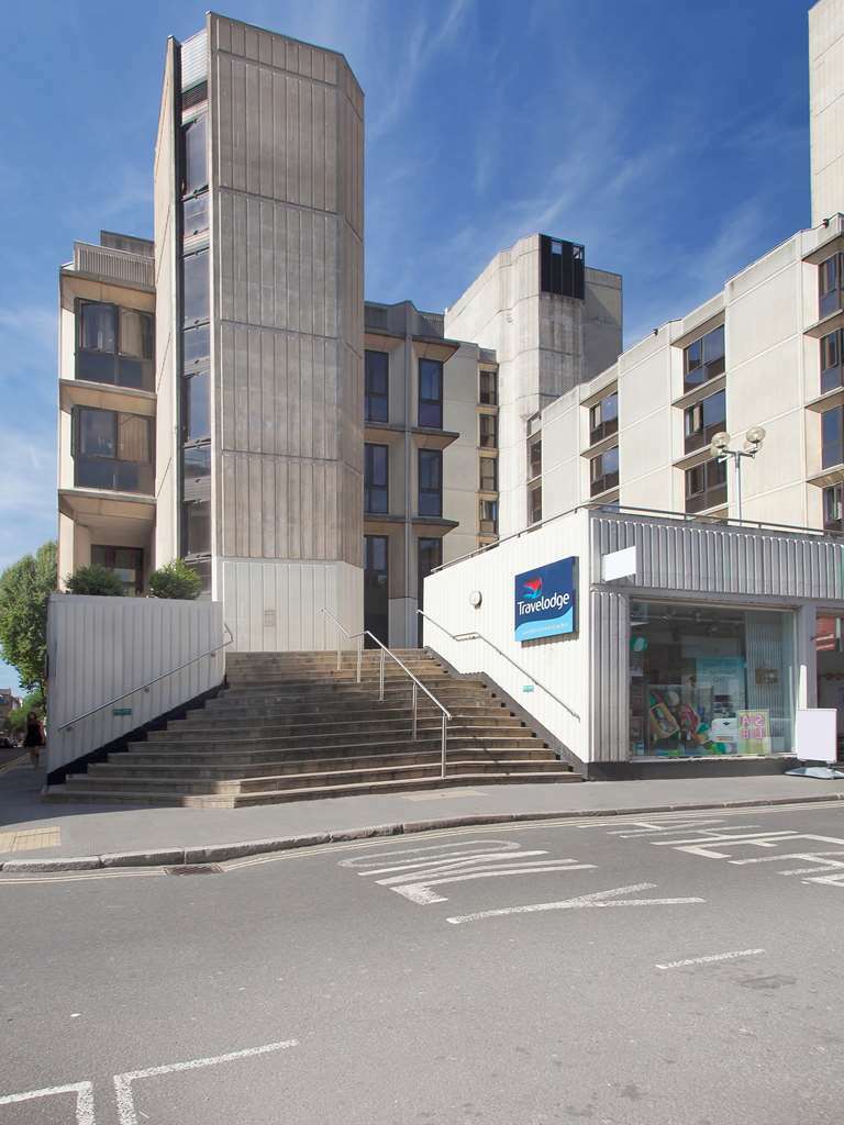 Travelodge London Covent Garden Екстериор снимка